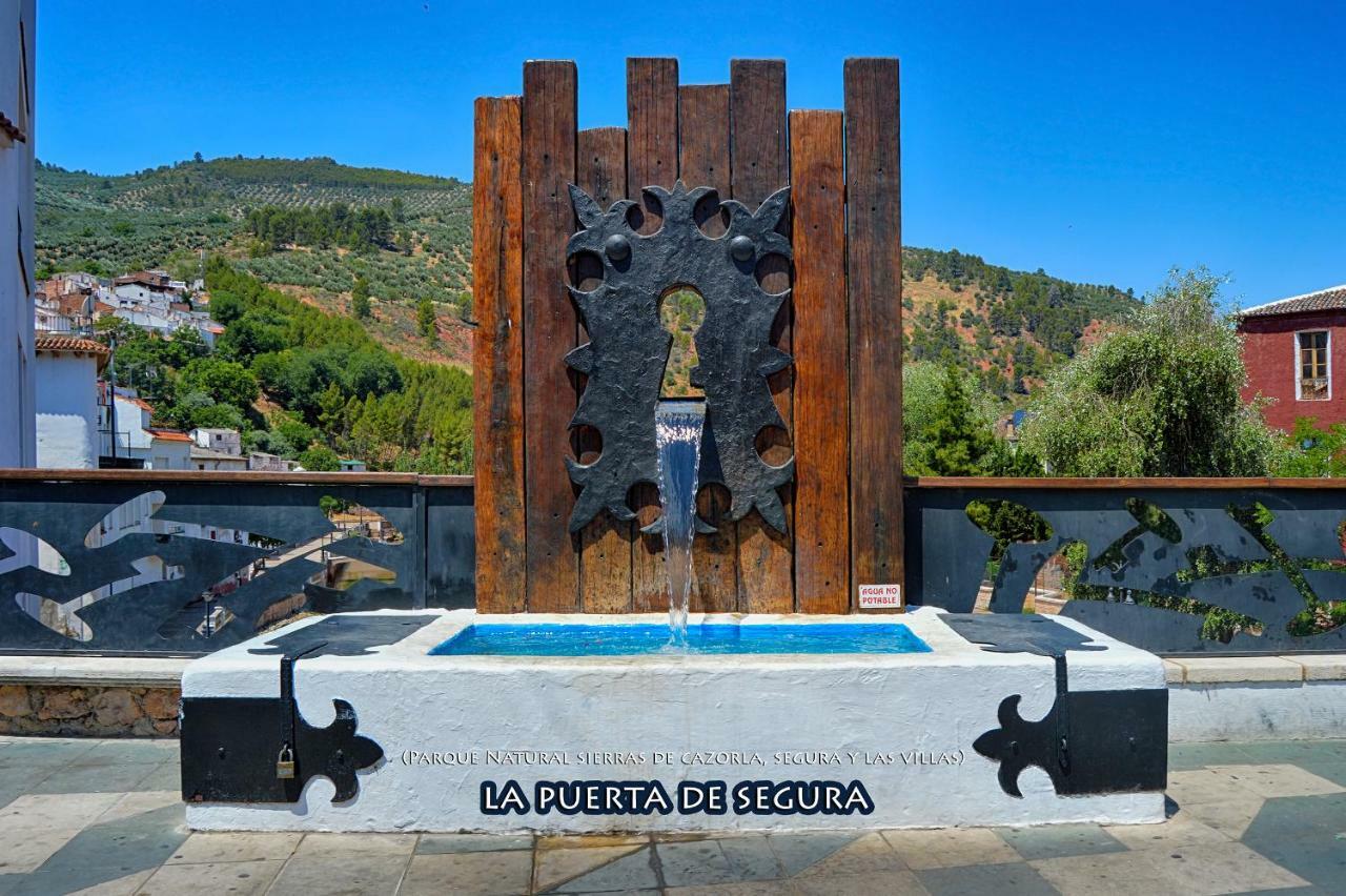 La Vieja Parra Pensionat La Puerta de Segura Exteriör bild