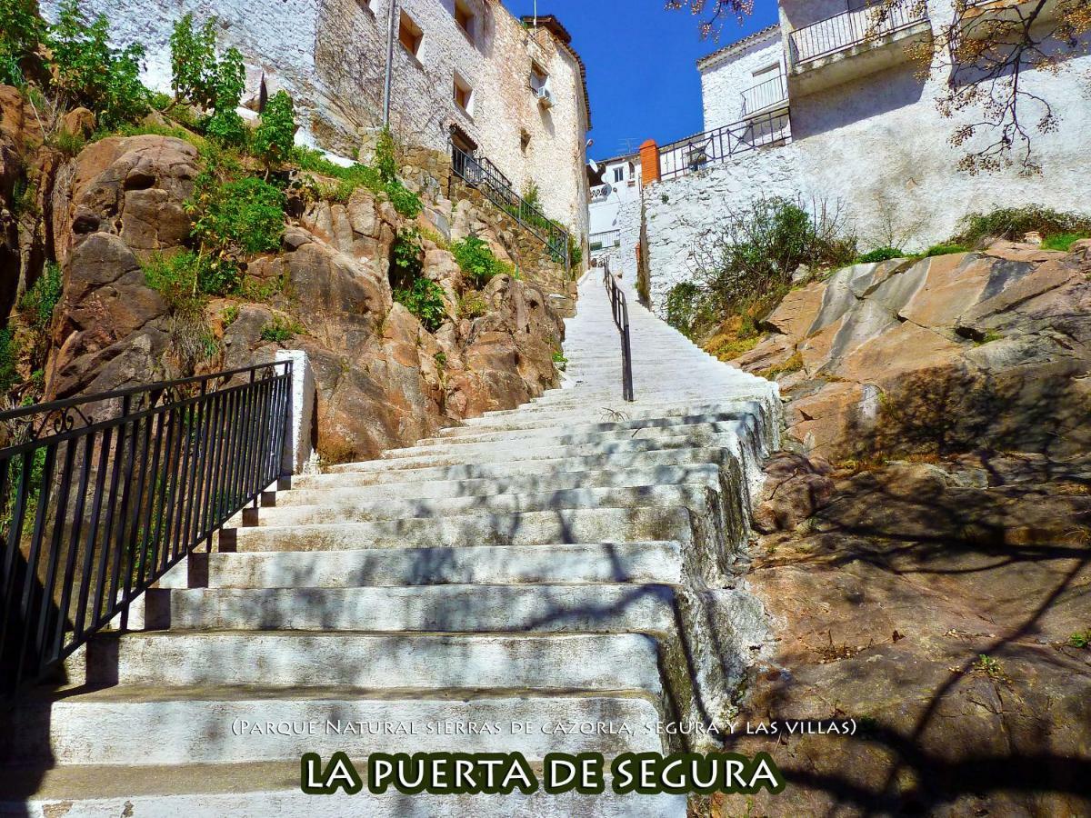 La Vieja Parra Pensionat La Puerta de Segura Exteriör bild