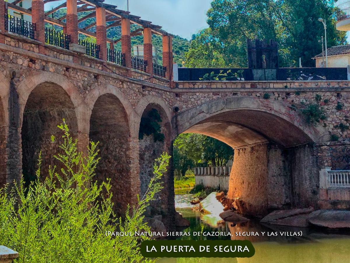 La Vieja Parra Pensionat La Puerta de Segura Exteriör bild